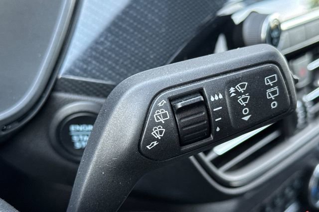 Used 2025 Ford Escape ST-Line FWD image 40
