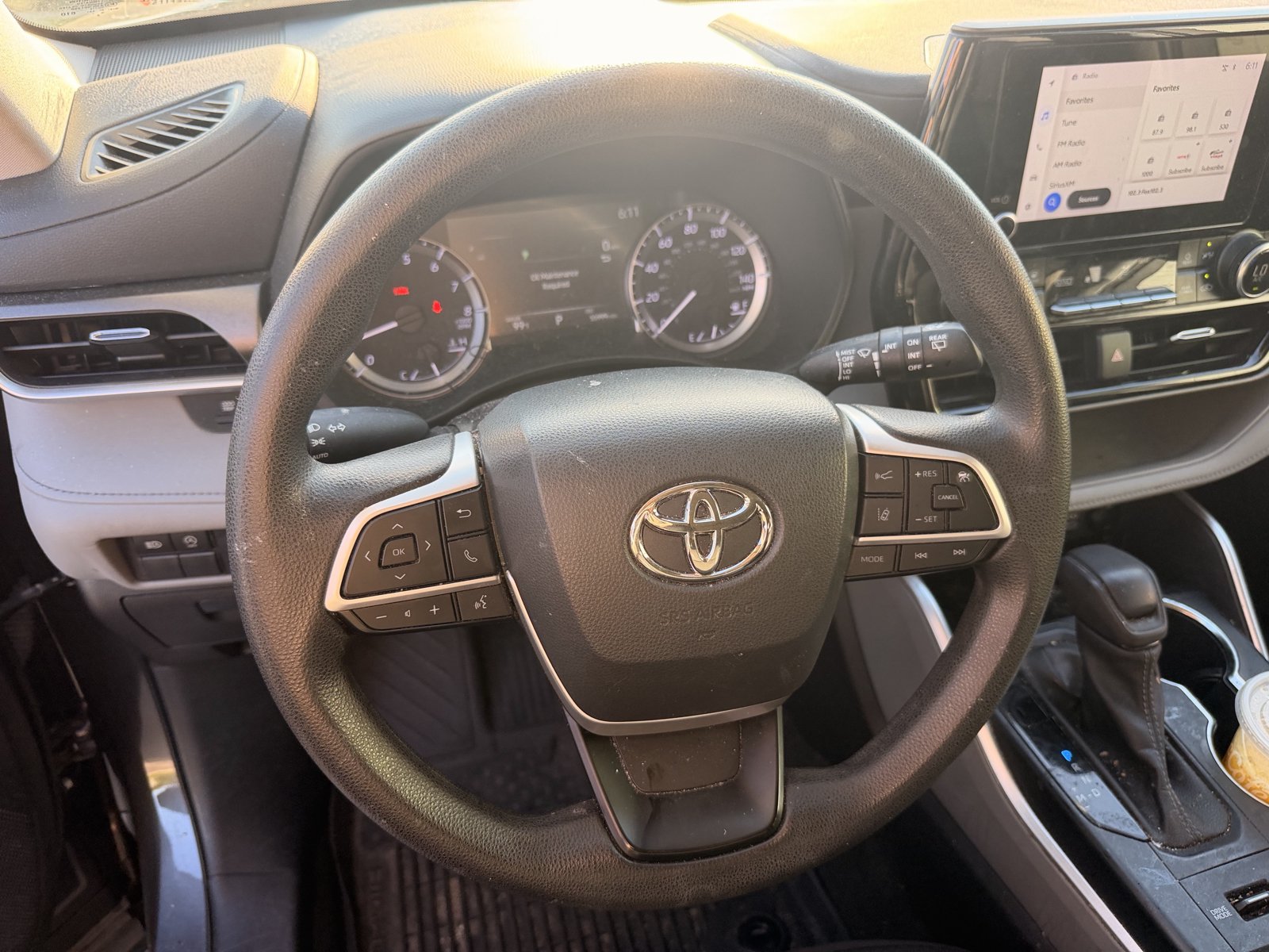 Used 2023 Toyota Highlander L AWD/4WD image 15
