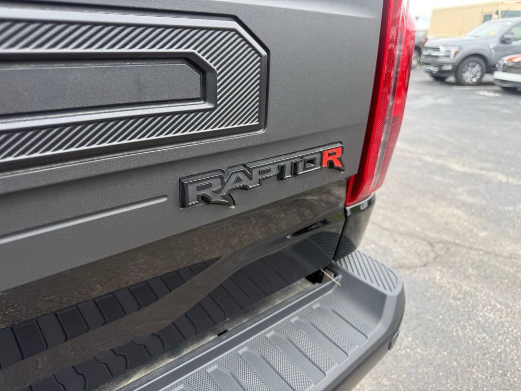 Certified 2025 Ford F150 Raptor w/ Equipment Group 803A Raptor R AWD/4WD image 59