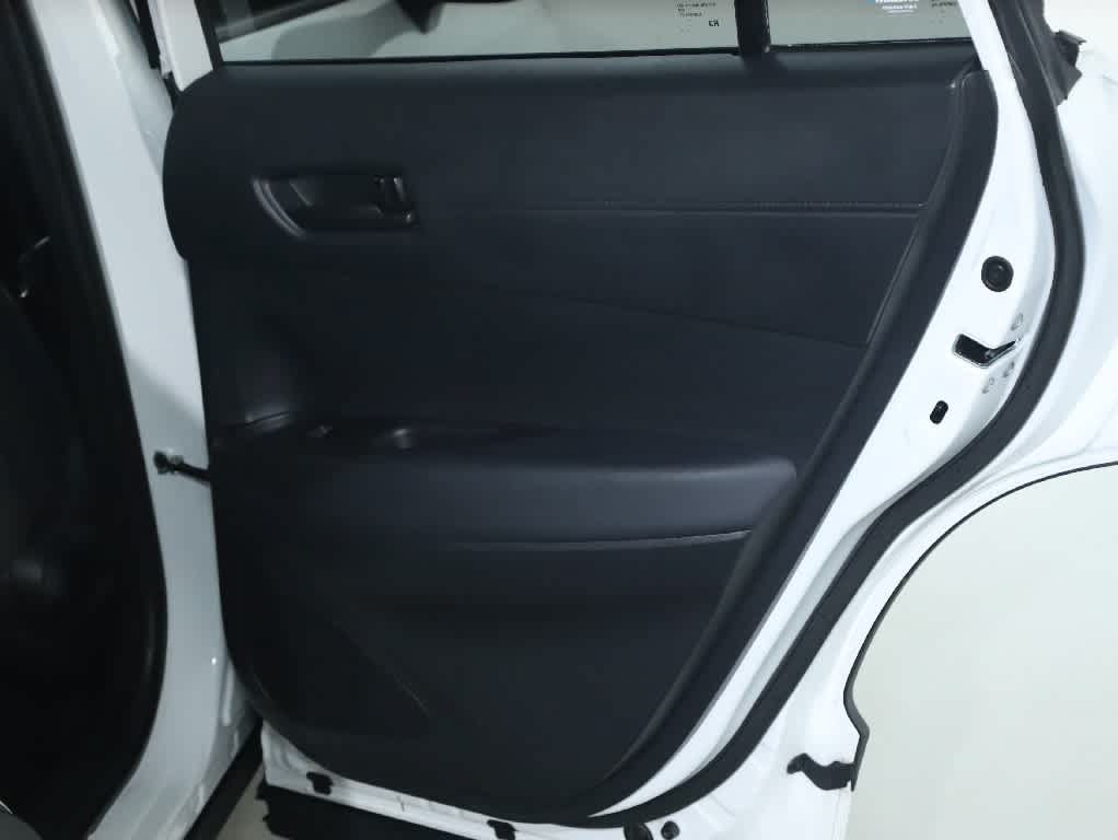Certified 2024 Toyota Corolla Cross LE FWD image 29