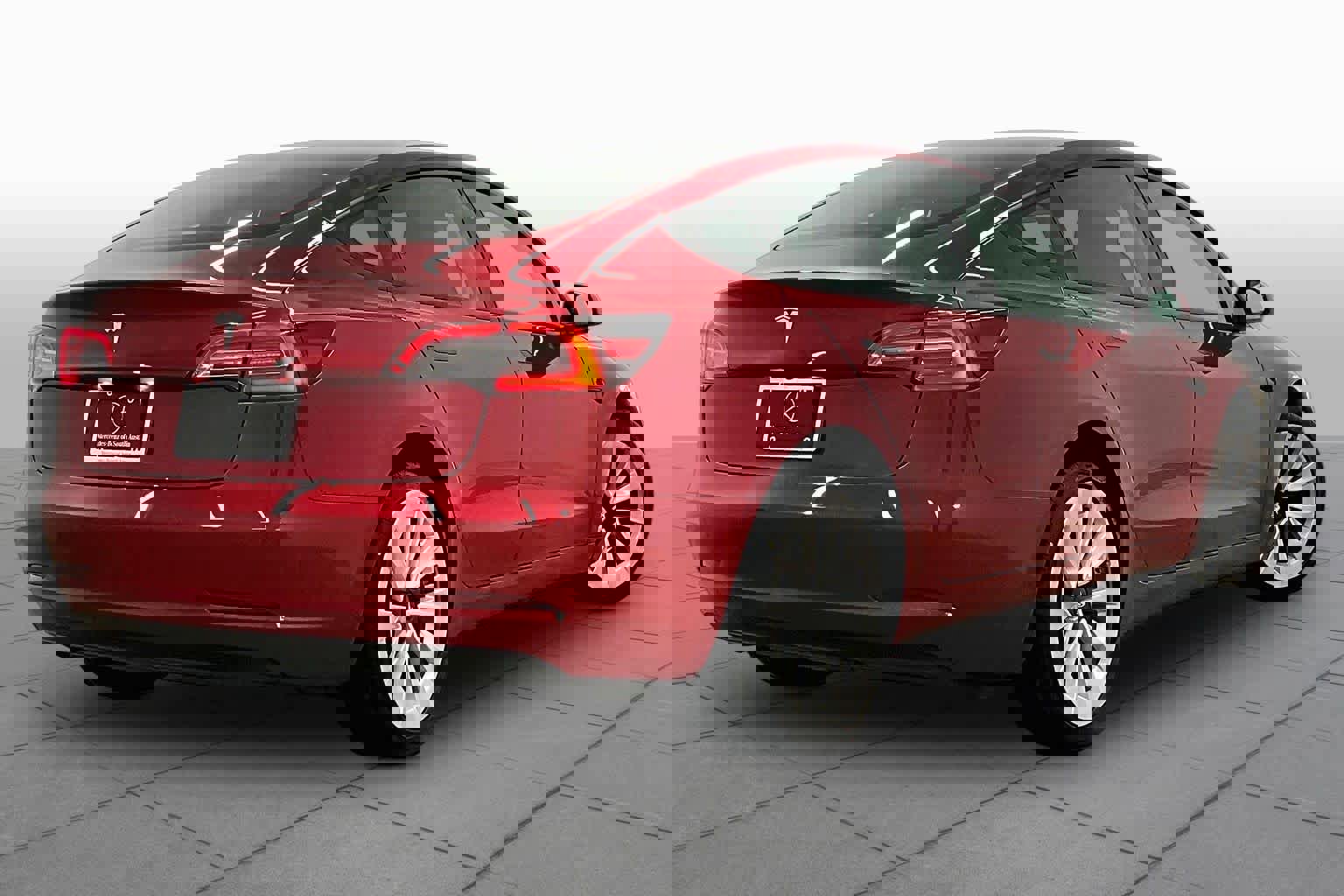 Used 2023 Tesla Model 3 Standard Range image 11