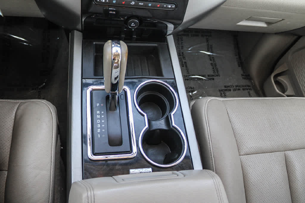 Used 2014 Ford Expedition Limited w/ Equipment Group 301A RWD image 22