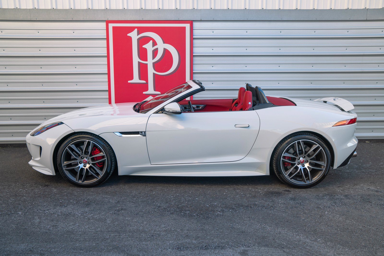 Used 2017 Jaguar F-TYPE R AWD/4WD image 48