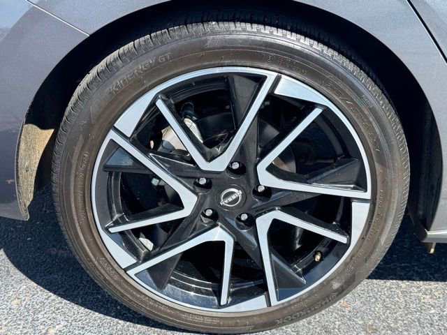 Used 2024 Nissan Sentra SR w/ SR Premium Package image 6