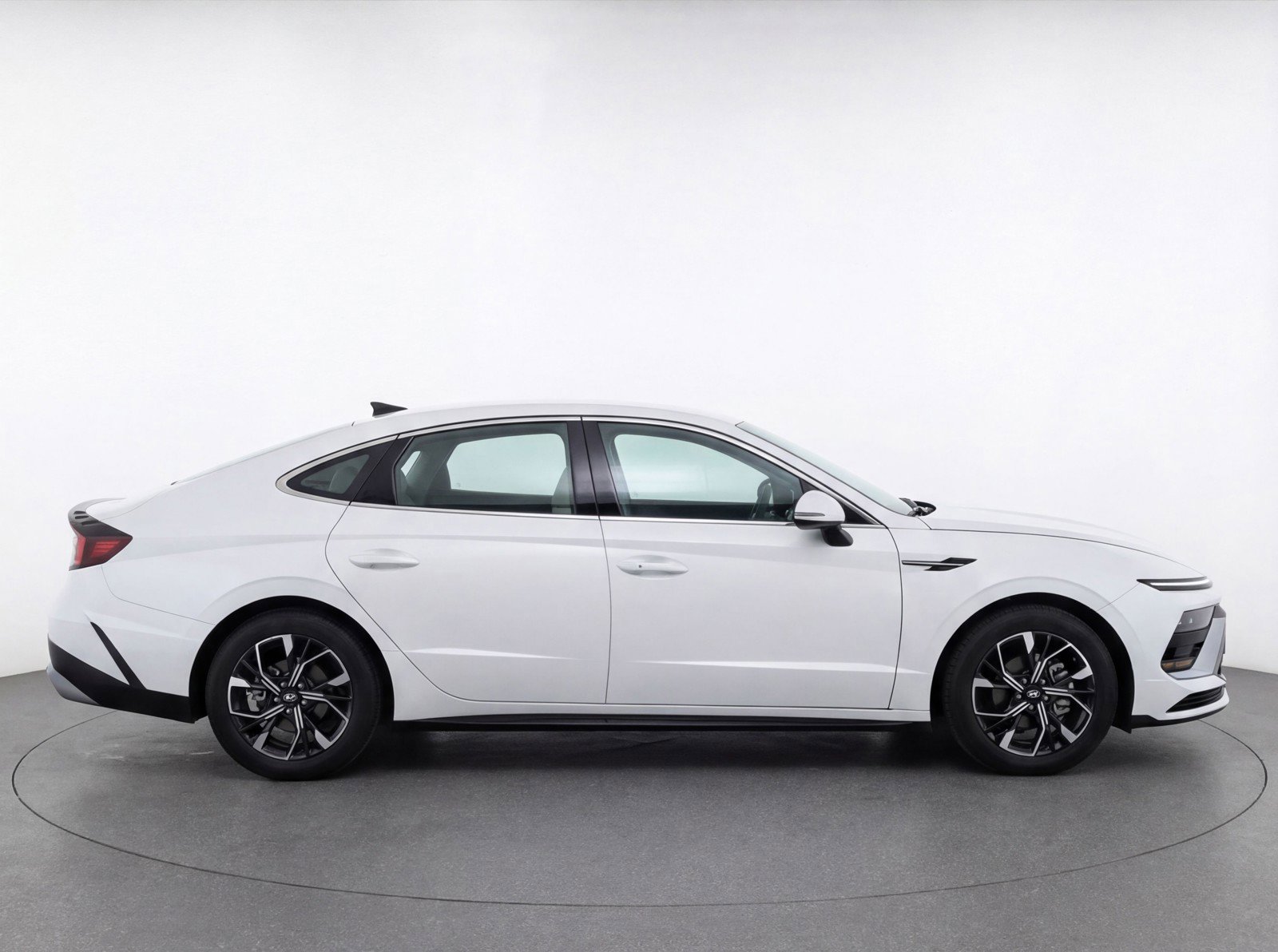 Used 2024 Hyundai Sonata SEL image 11