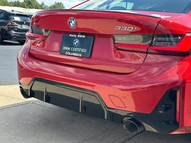 Used 2023 BMW 330i xDrive Sedan w/ M Sport Package AWD/4WD image 11