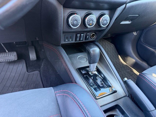 Used 2018 Mitsubishi Outlander Sport SE FWD image 18