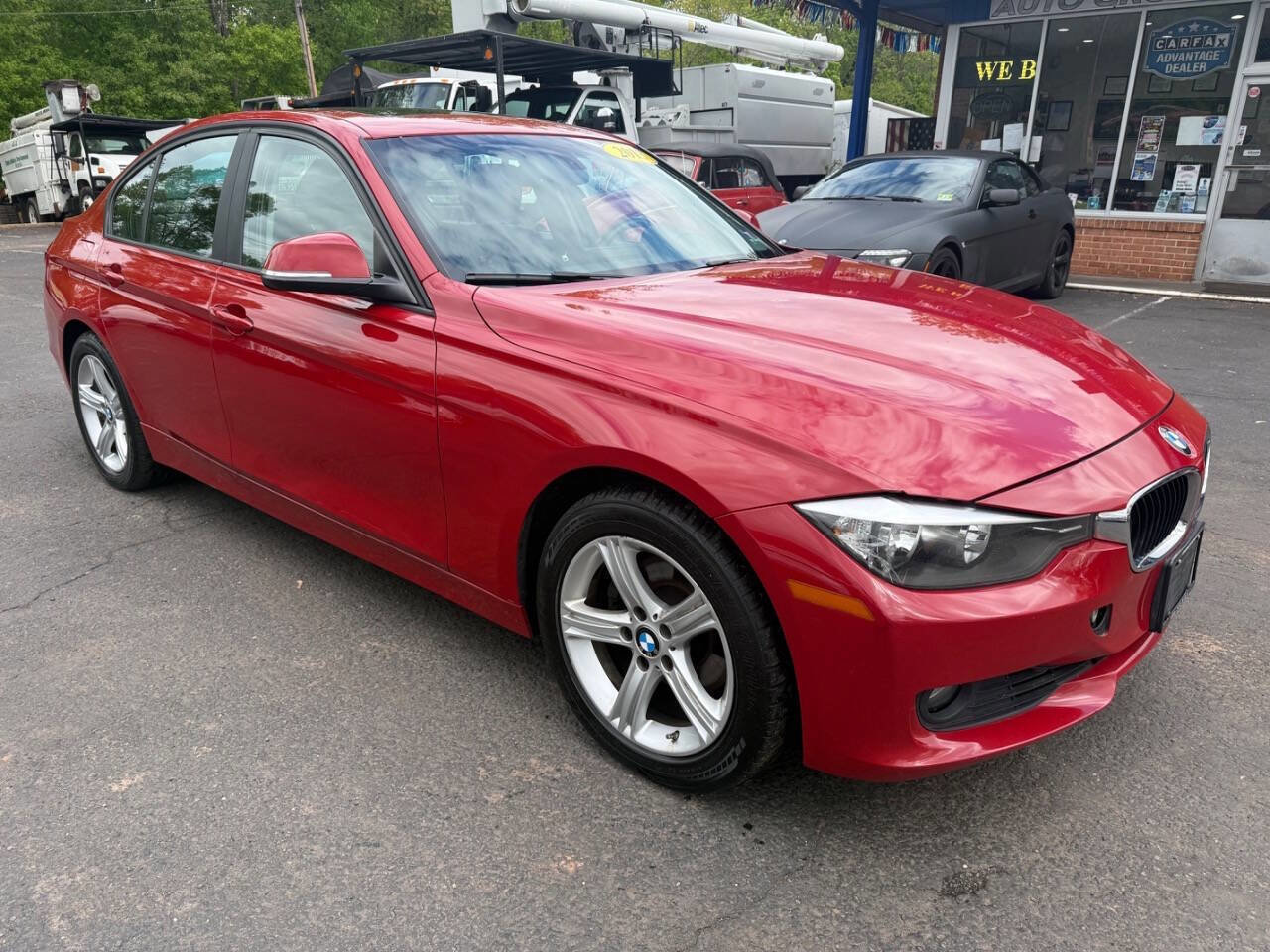 Used 2013 BMW 328i xDrive Sedan AWD/4WD image 3