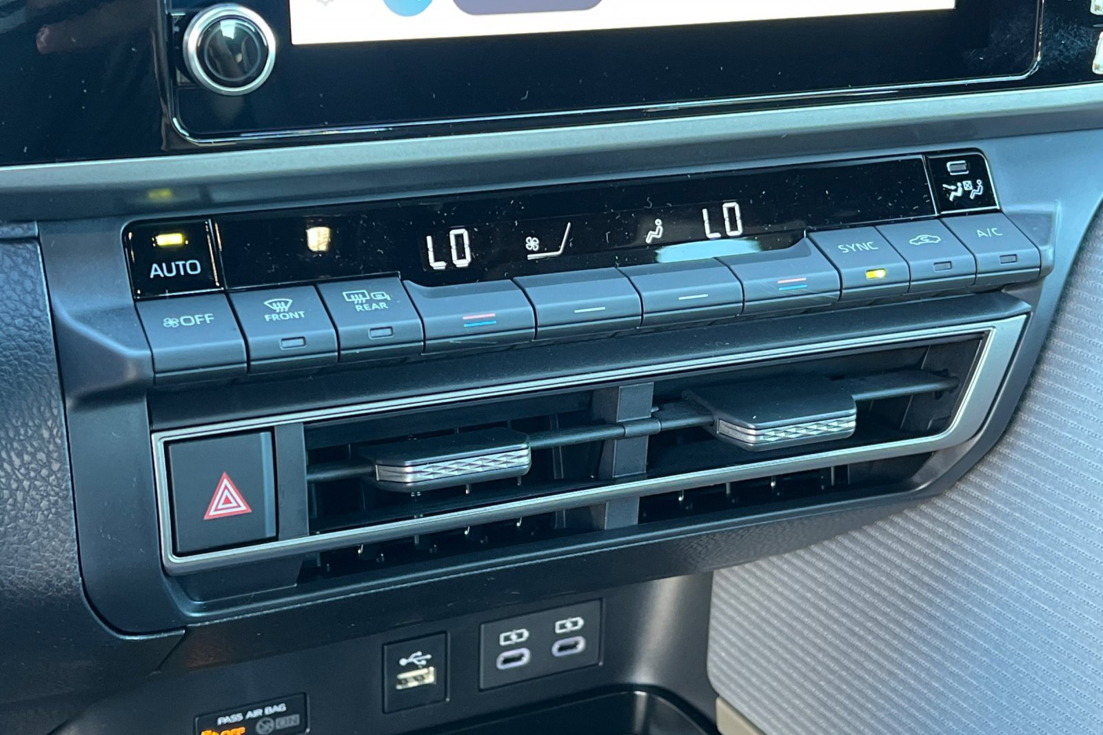 New 2026 Toyota Camry SE image 22