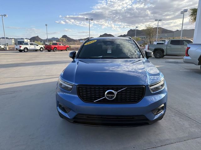 Used 2021 Volvo XC40 T5 R-Design w/ Advanced Package AWD/4WD image 2