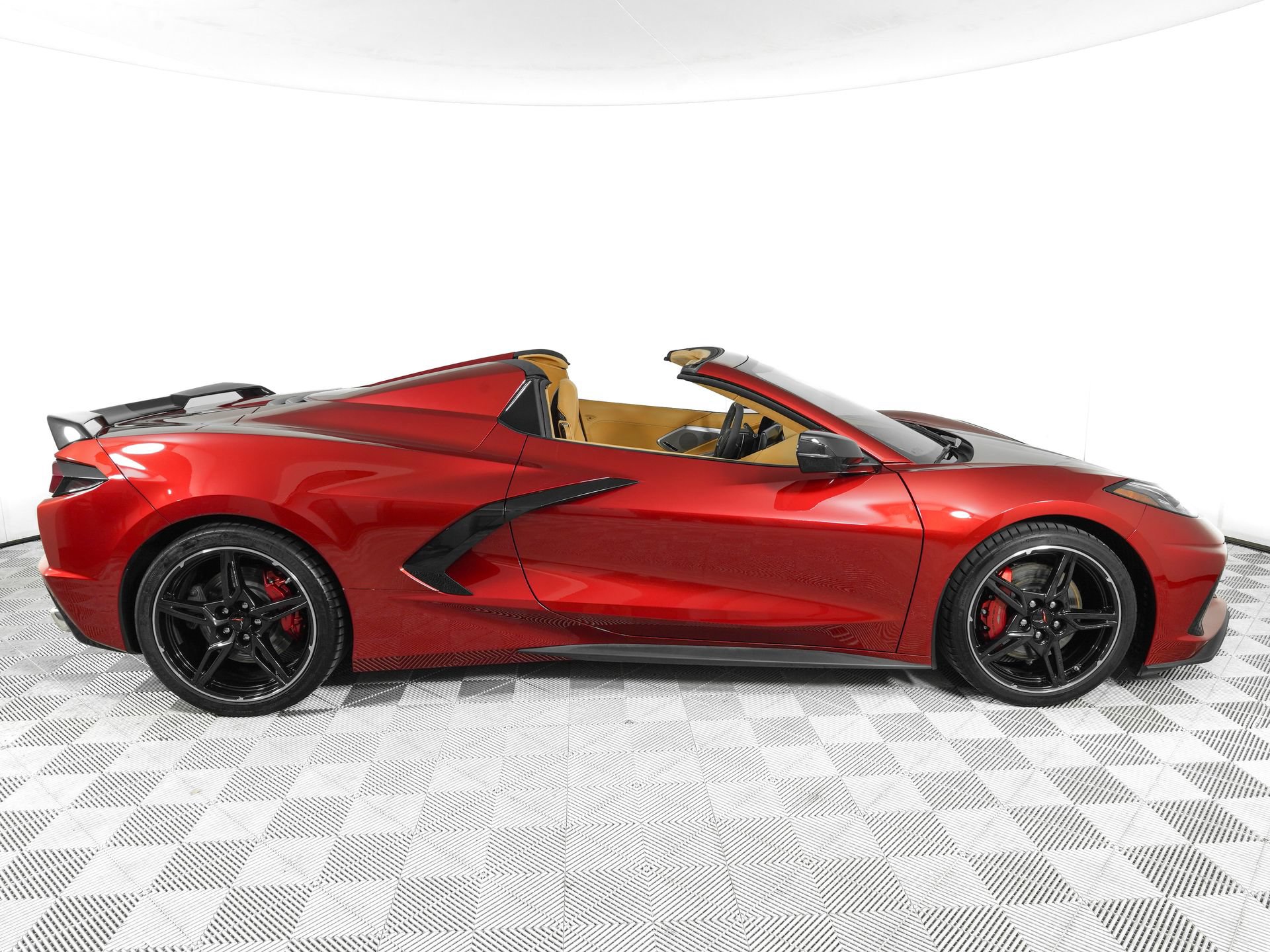 Used 2023 Chevrolet Corvette Stingray Premium Conv w/ Z51 Performance Package RWD image 4