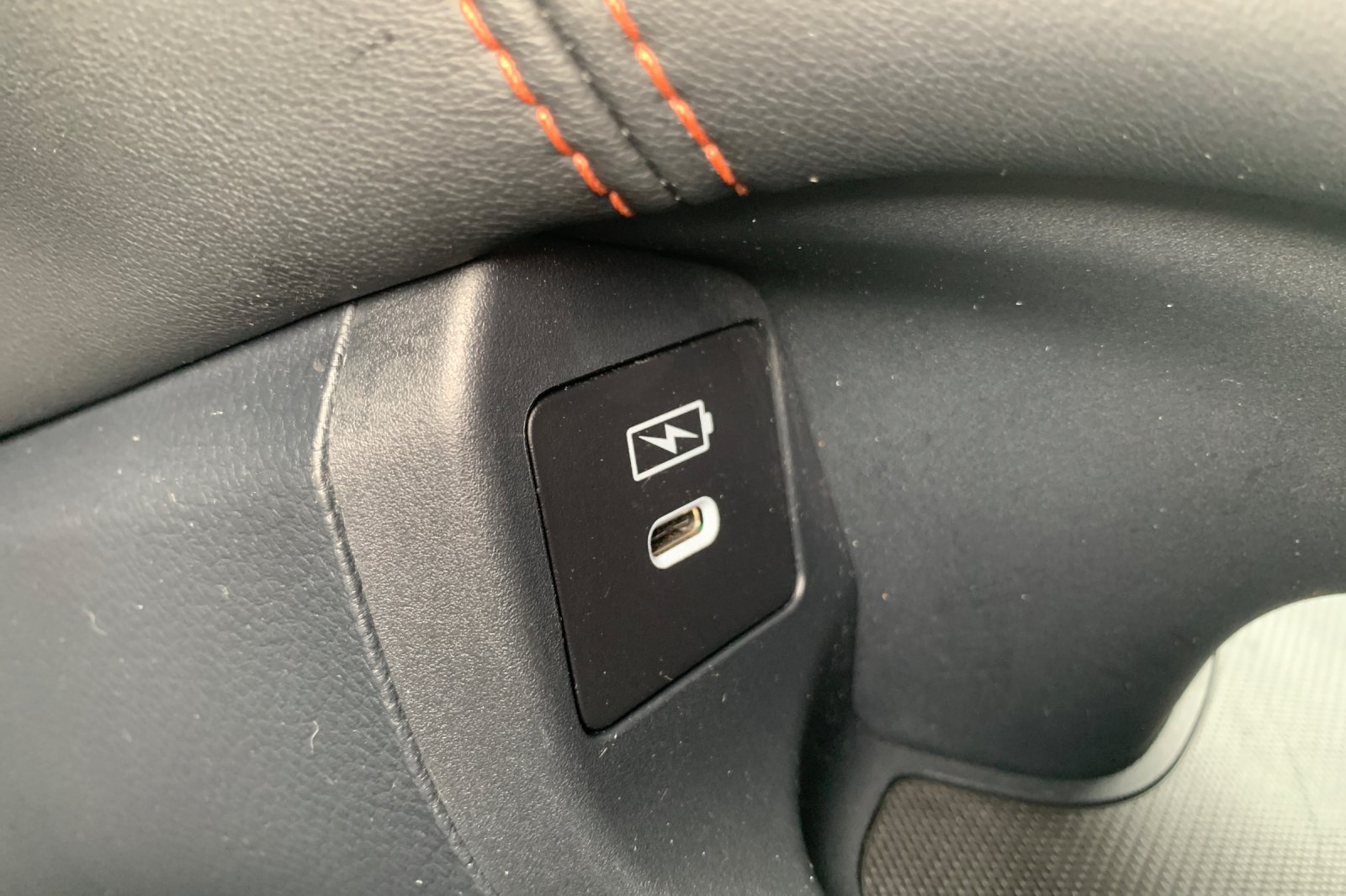 Used 2025 Honda HR-V Sport image 38