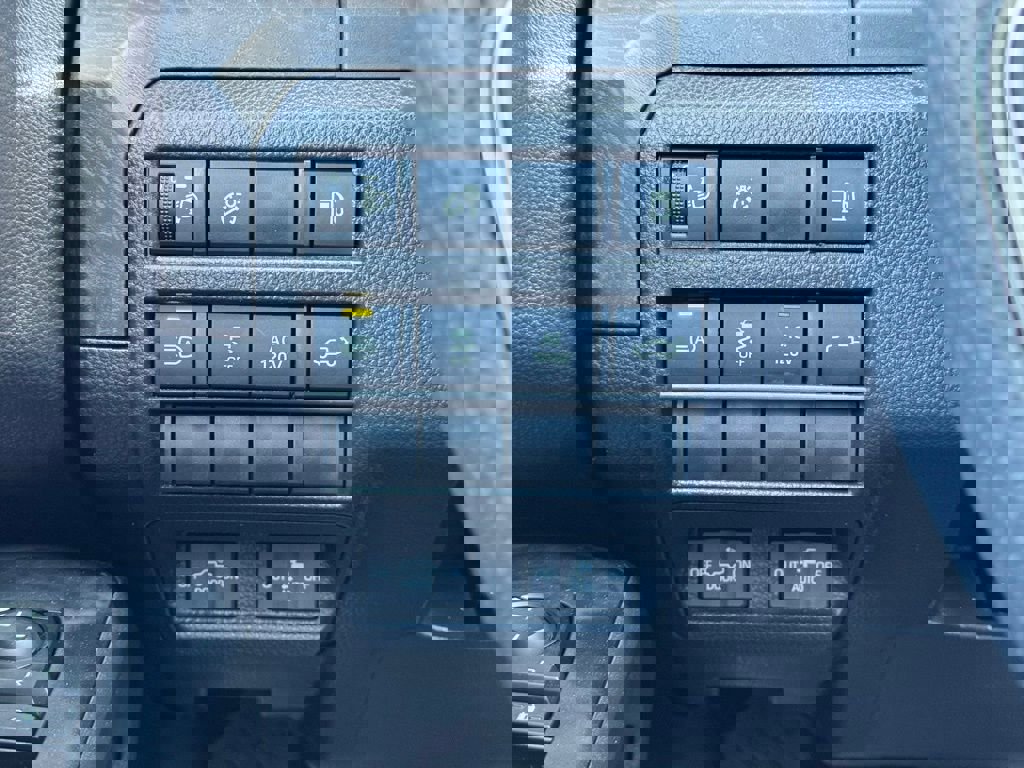 Used 2026 Toyota Tacoma Limited image 26