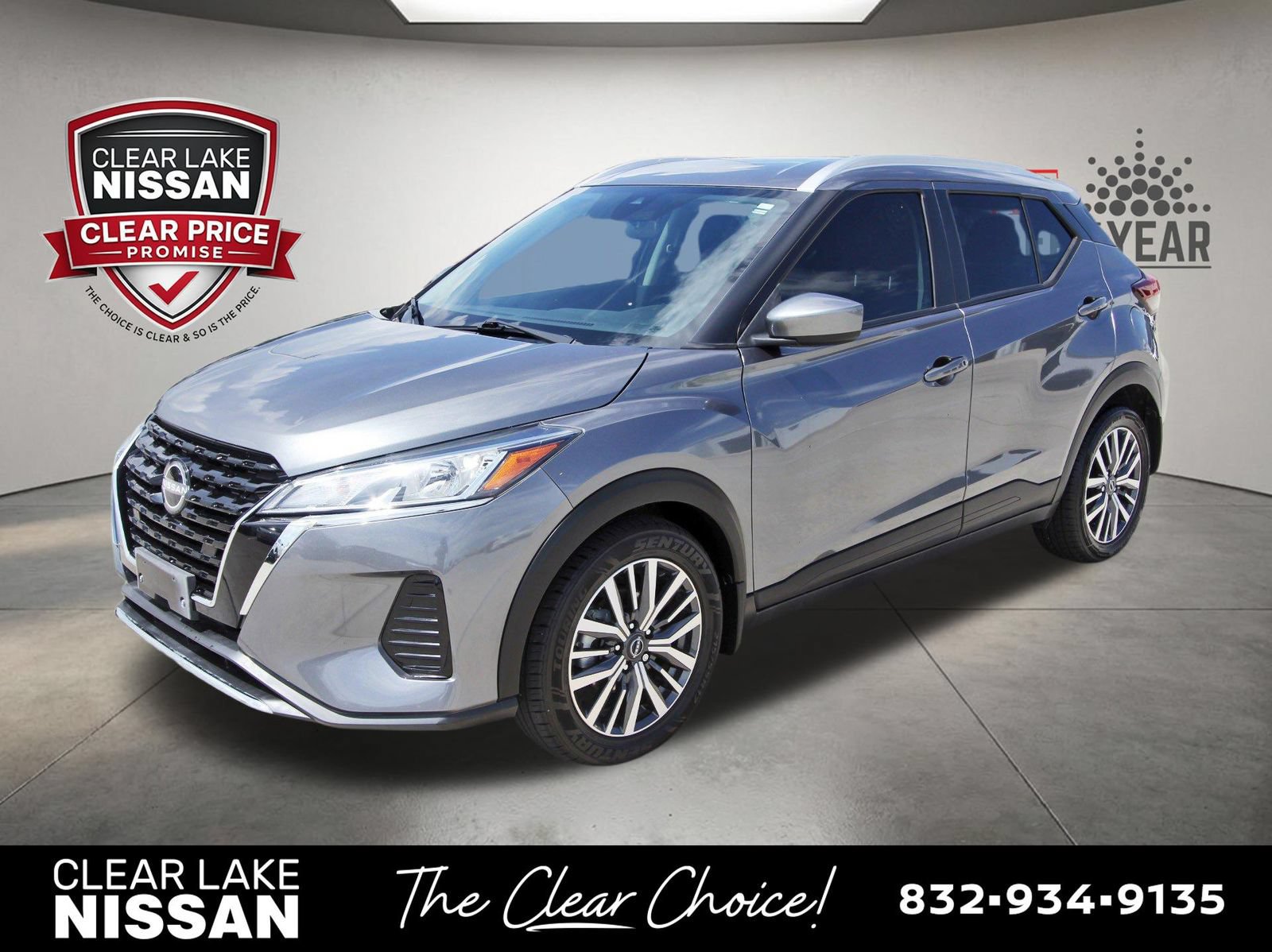 Certified 2023 Nissan Kicks SV FWD image 3