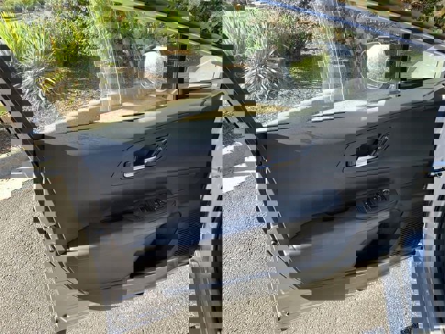 New 2025 Toyota Prius Plug-In Hybrid image 16