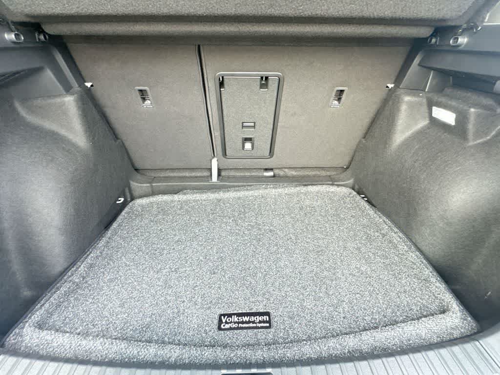 New 2026 Volkswagen Taos SE FWD image 25