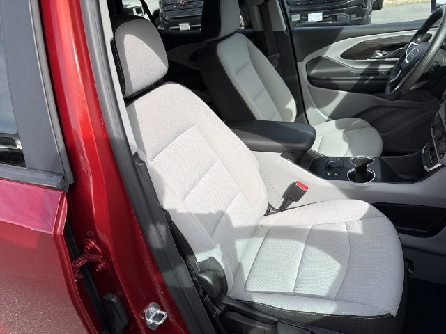 Used 2023 GMC Terrain SLE w/ Driver Convenience Package FWD image 26