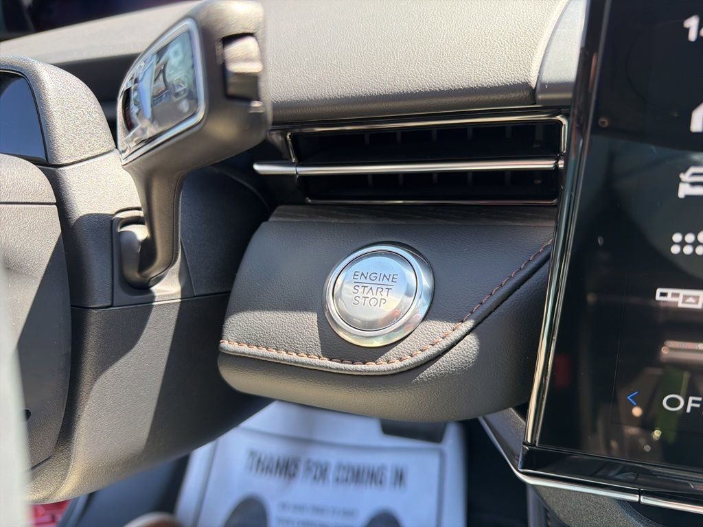 New 2026 Lincoln Nautilus Reserve w/ Jet Appearance Package AWD/4WD image 30