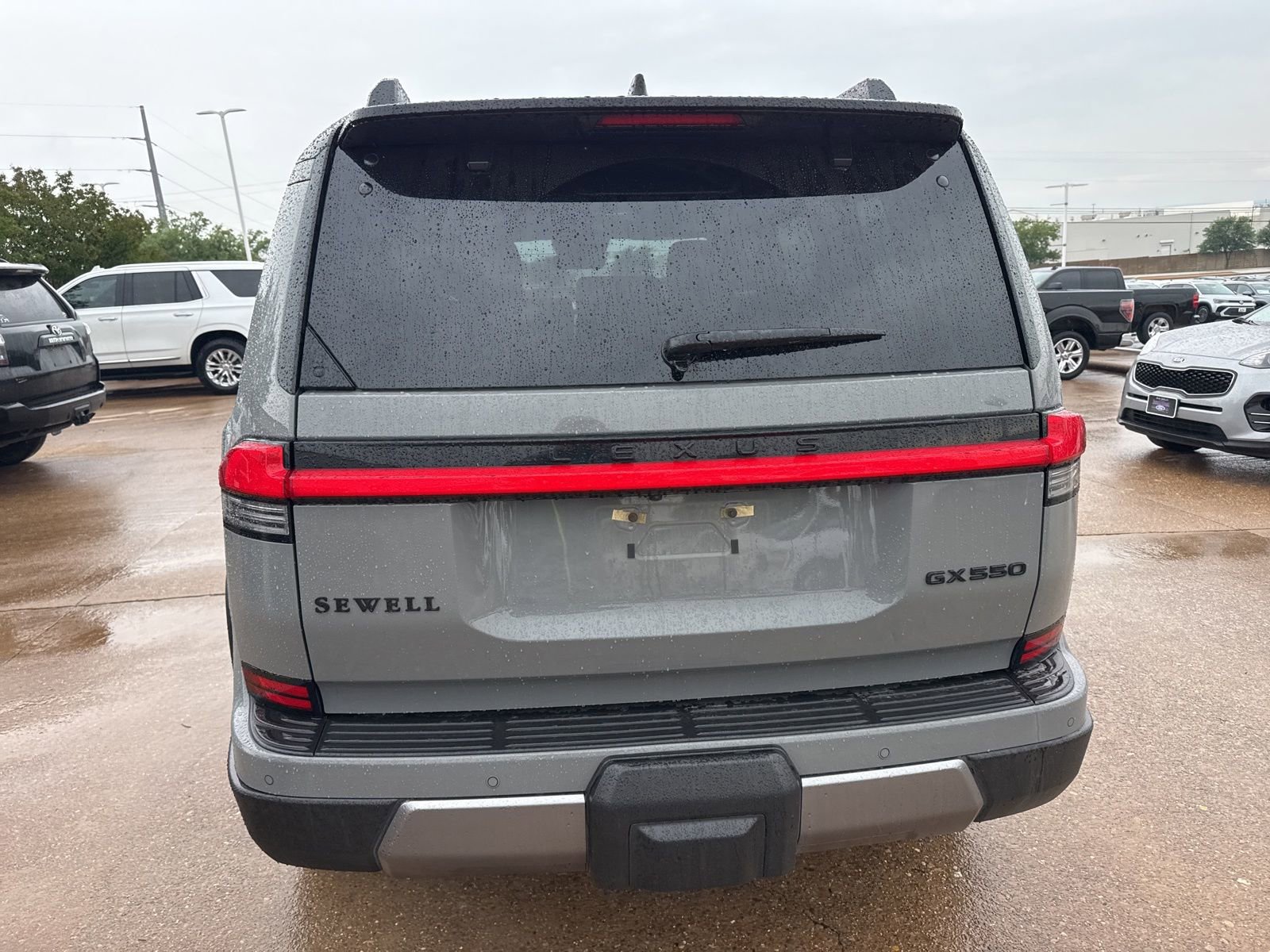 Used 2024 Lexus GX 550 AWD/4WD image 6