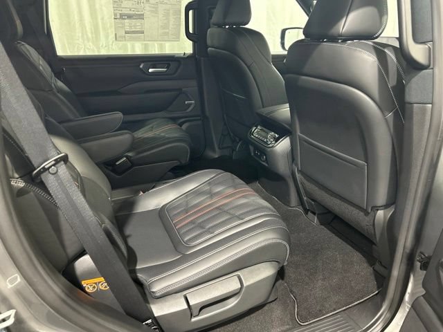 New 2026 Nissan Armada PRO-4X w/ Captain's Chari Seat Package AWD/4WD image 15