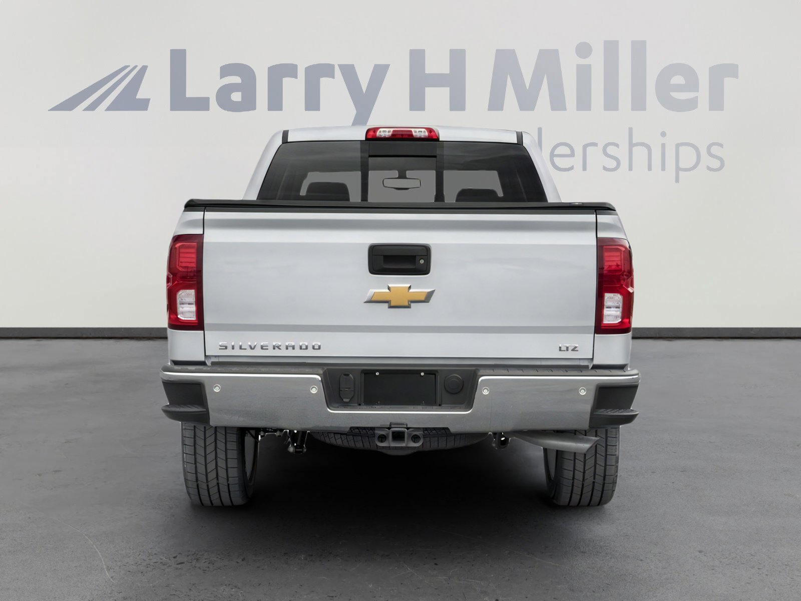 Used 2016 Chevrolet Silverado 1500 LTZ w/ LTZ Plus Package image 8