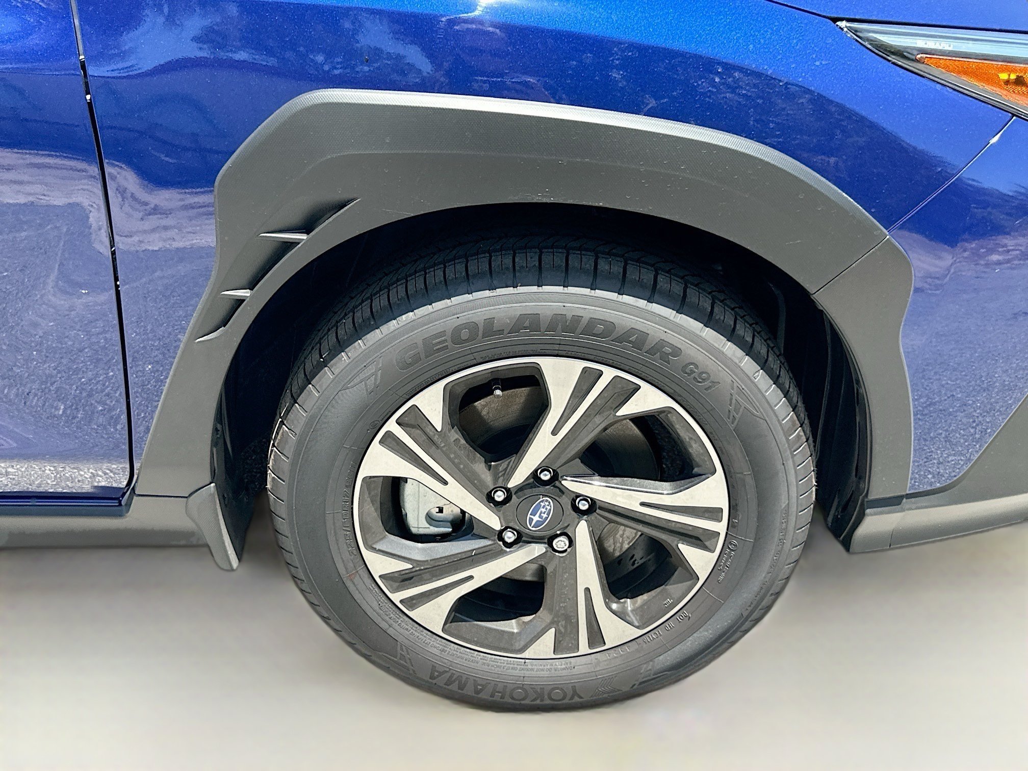 Used 2025 Subaru Crosstrek 2.5i Premium AWD/4WD image 33