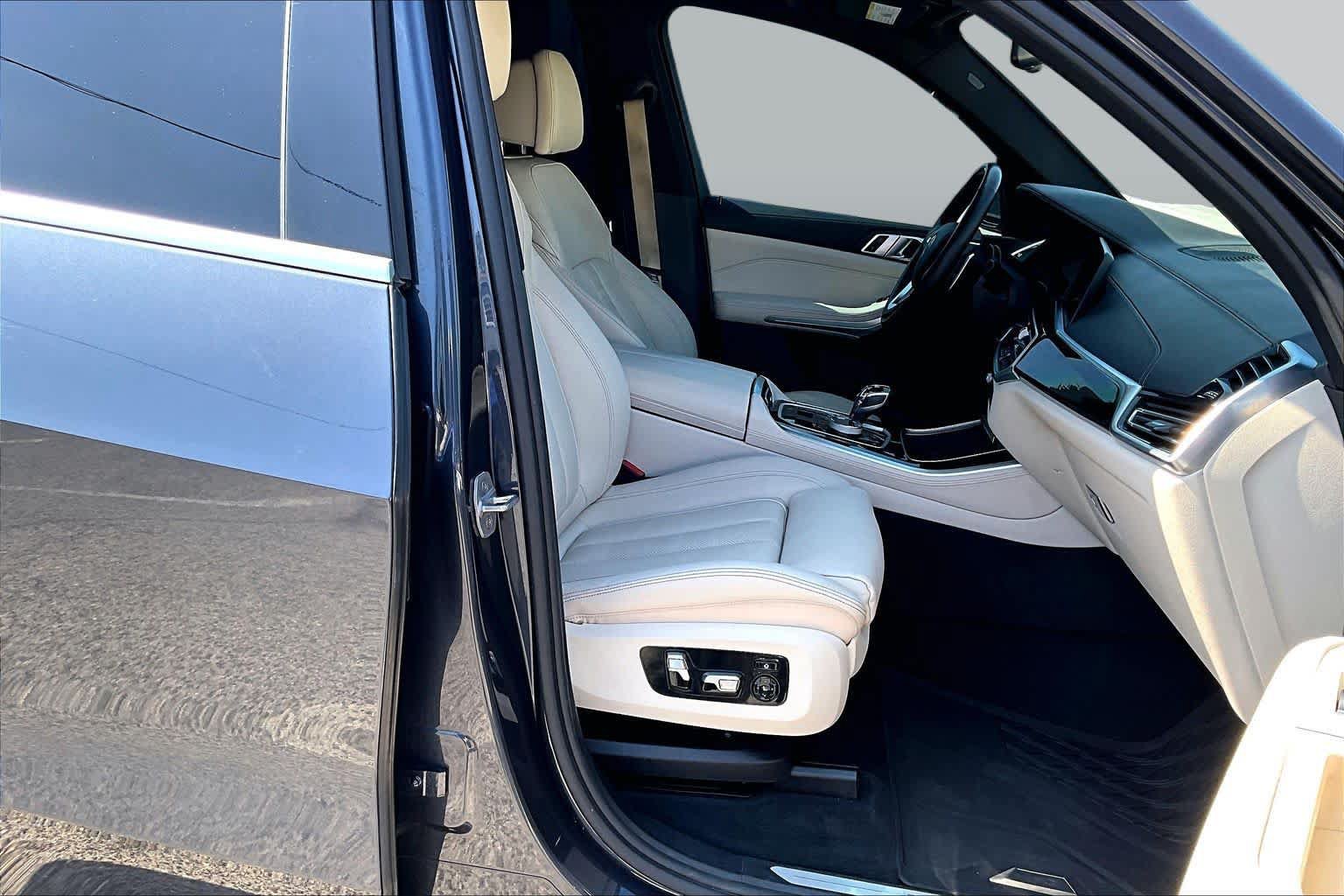 Used 2020 BMW X5 sDrive40i w/ Premium Package RWD image 9