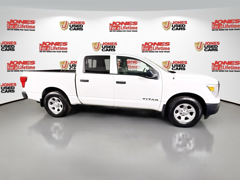 Used 2017 Nissan Titan S image 14