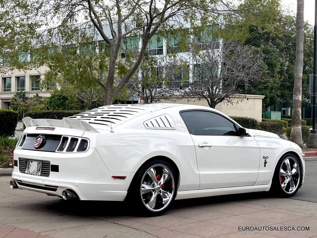 Used 2013 Ford Mustang GT Premium w/ Security Pkg image 5