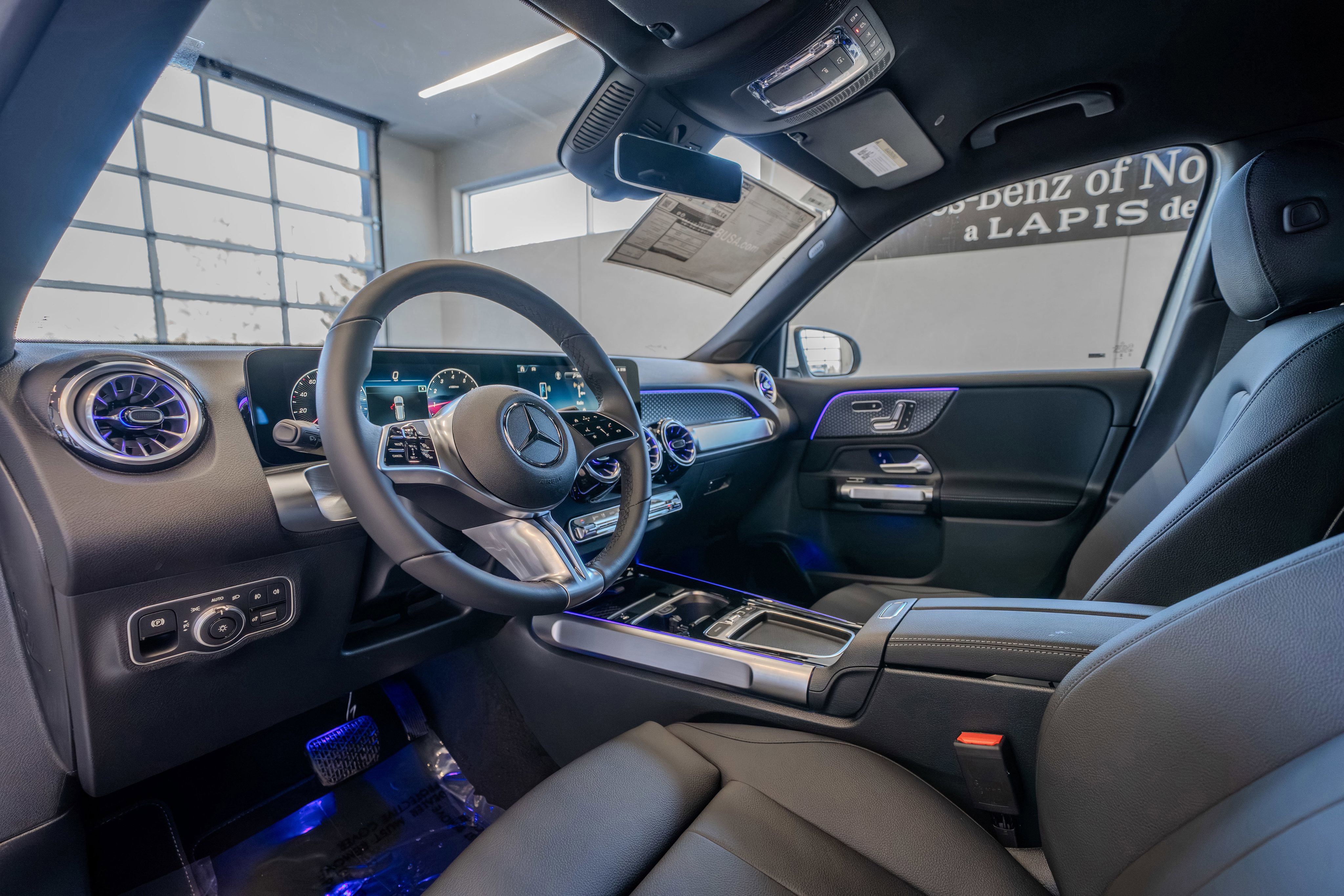 New 2026 Mercedes-Benz GLB 250 4MATIC image 6