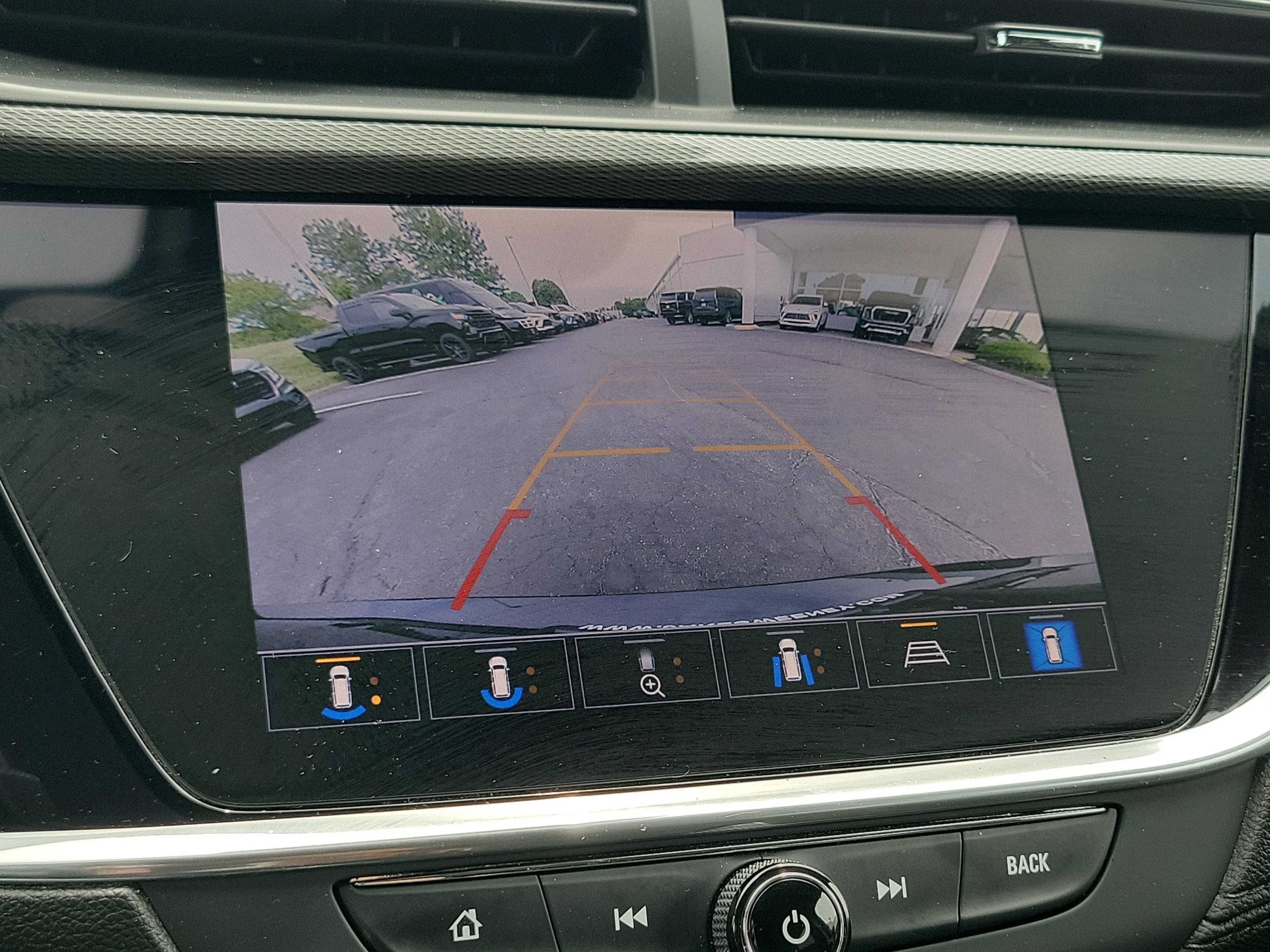 Used 2020 Buick Encore GX Select w/ Advanced Technology Package FWD image 22