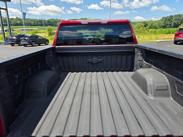 Used 2023 Chevrolet Silverado 1500 LTZ AWD/4WD image 4