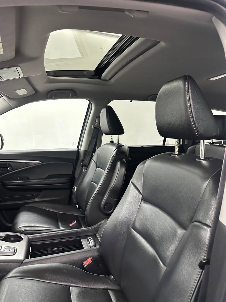 Used 2022 Honda Pilot Special Edition image 12