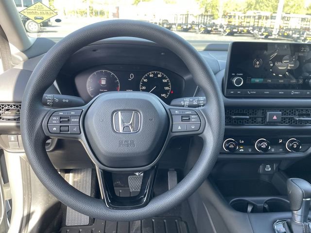 Certified 2025 Honda HR-V LX image 31
