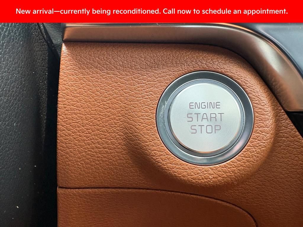 Certified 2025 Kia Telluride SX Prestige X-Line AWD/4WD image 15
