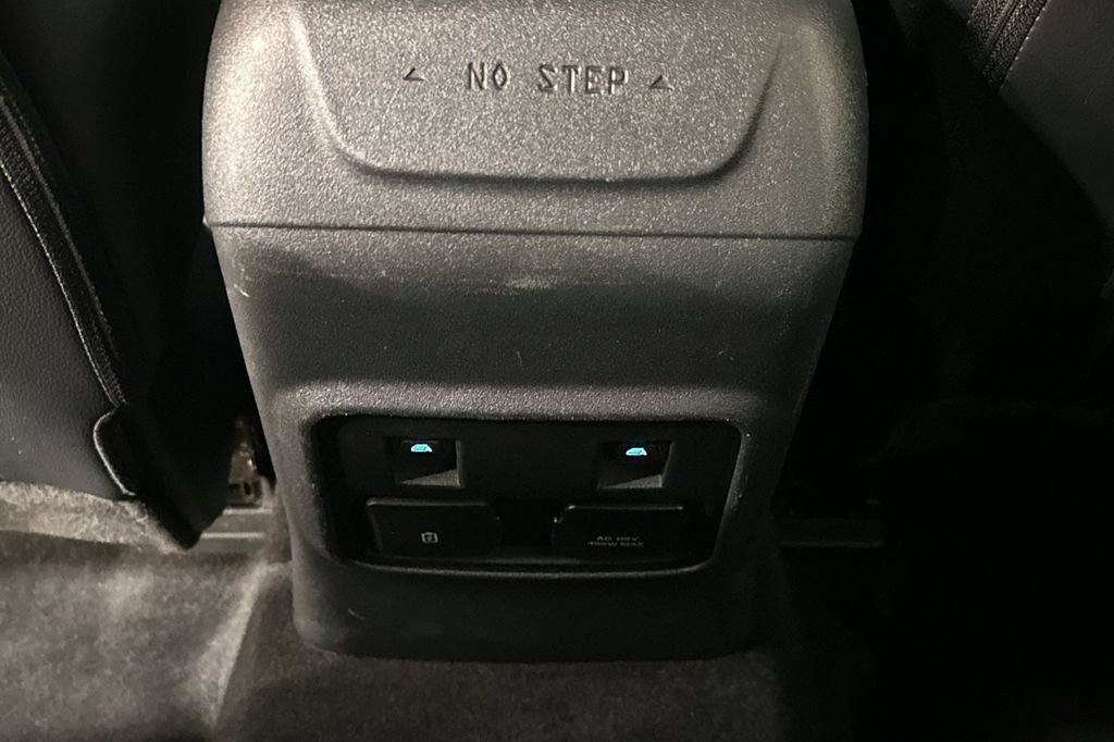 Used 2021 Ford Bronco Outer Banks AWD/4WD image 14