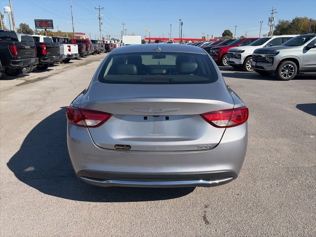 Used 2017 Chrysler 200 Limited Platinum FWD image 5