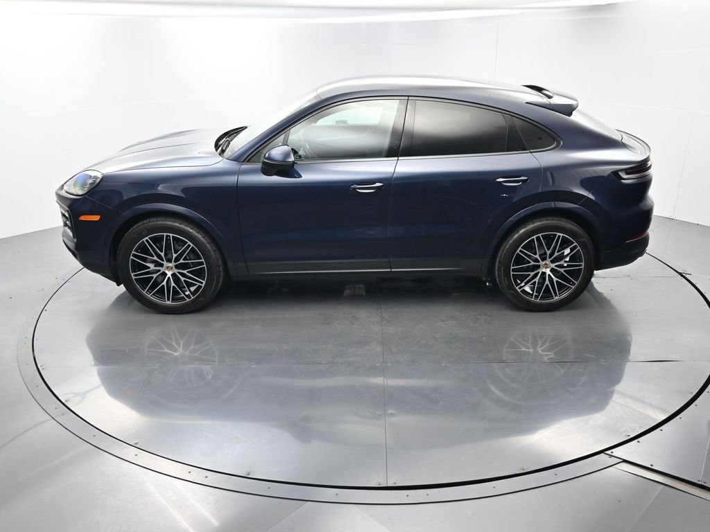 Certified 2024 Porsche Cayenne Coupe image 32