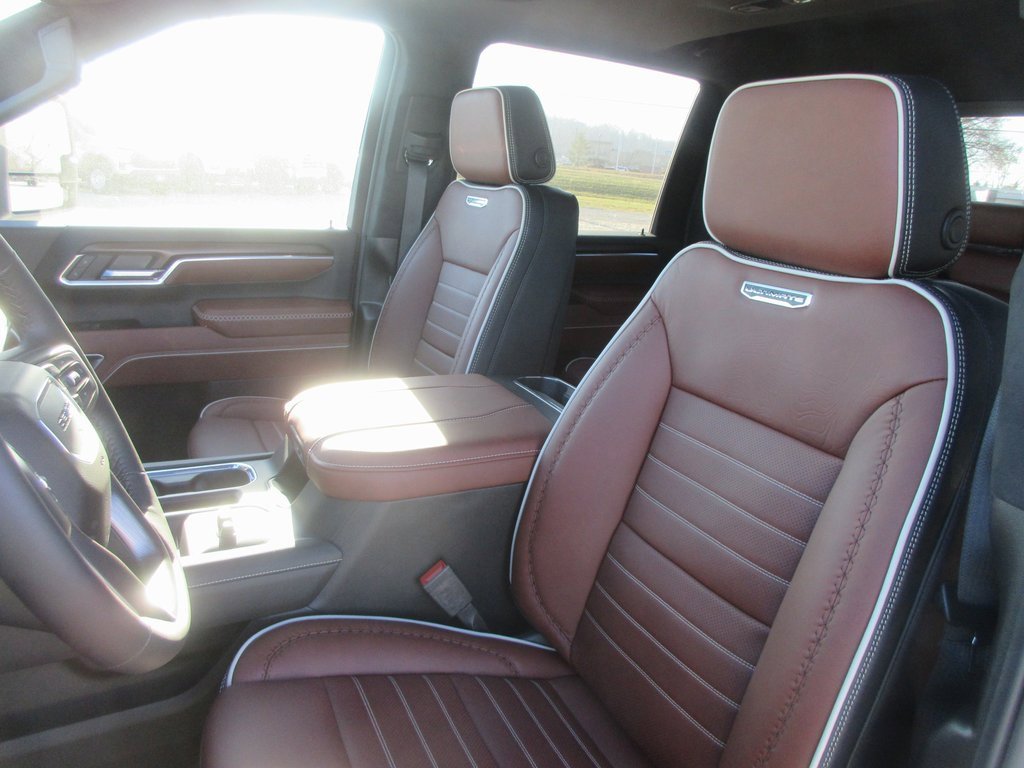 New 2026 GMC Sierra 3500 Denali Ultimate image 14