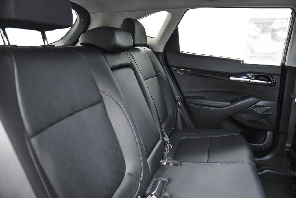 Used 2023 Kia Seltos EX image 11