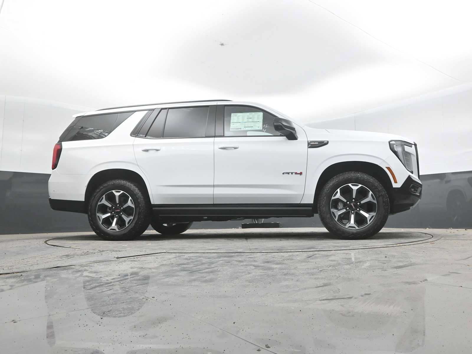 New 2026 GMC Yukon AT4 w/ AT4 Premium Plus Package AWD/4WD image 45