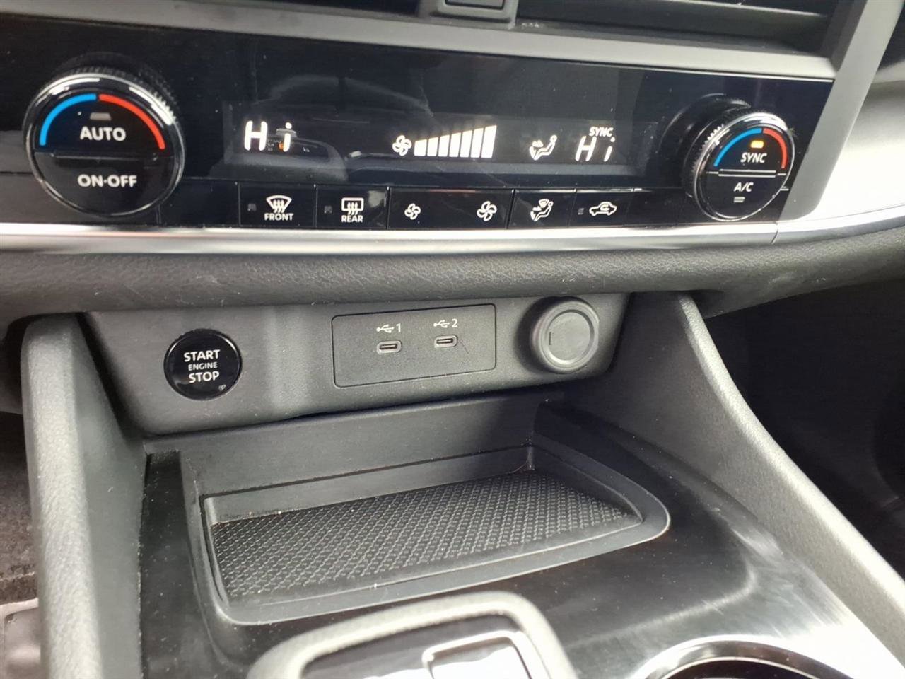 Used 2024 Nissan Rogue SV image 13