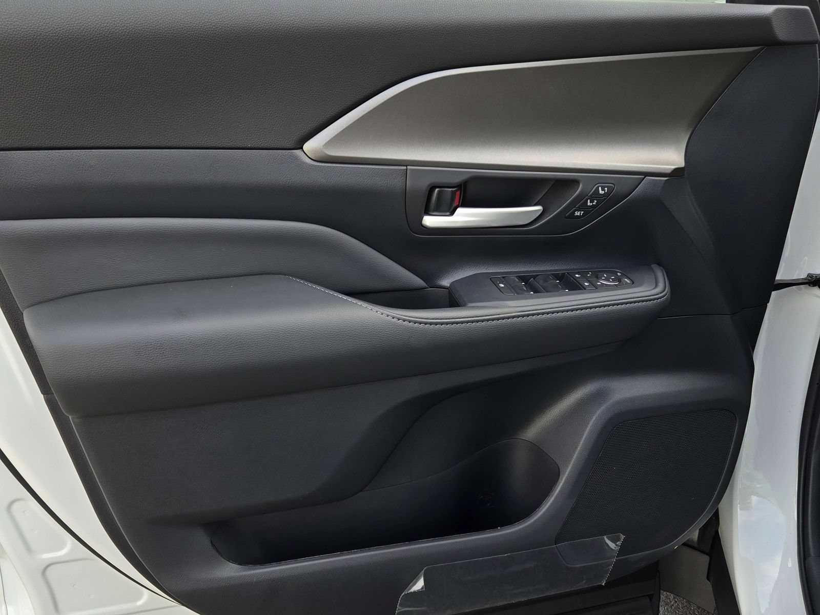 Certified 2026 Toyota Grand Highlander AWD Hybrid image 9