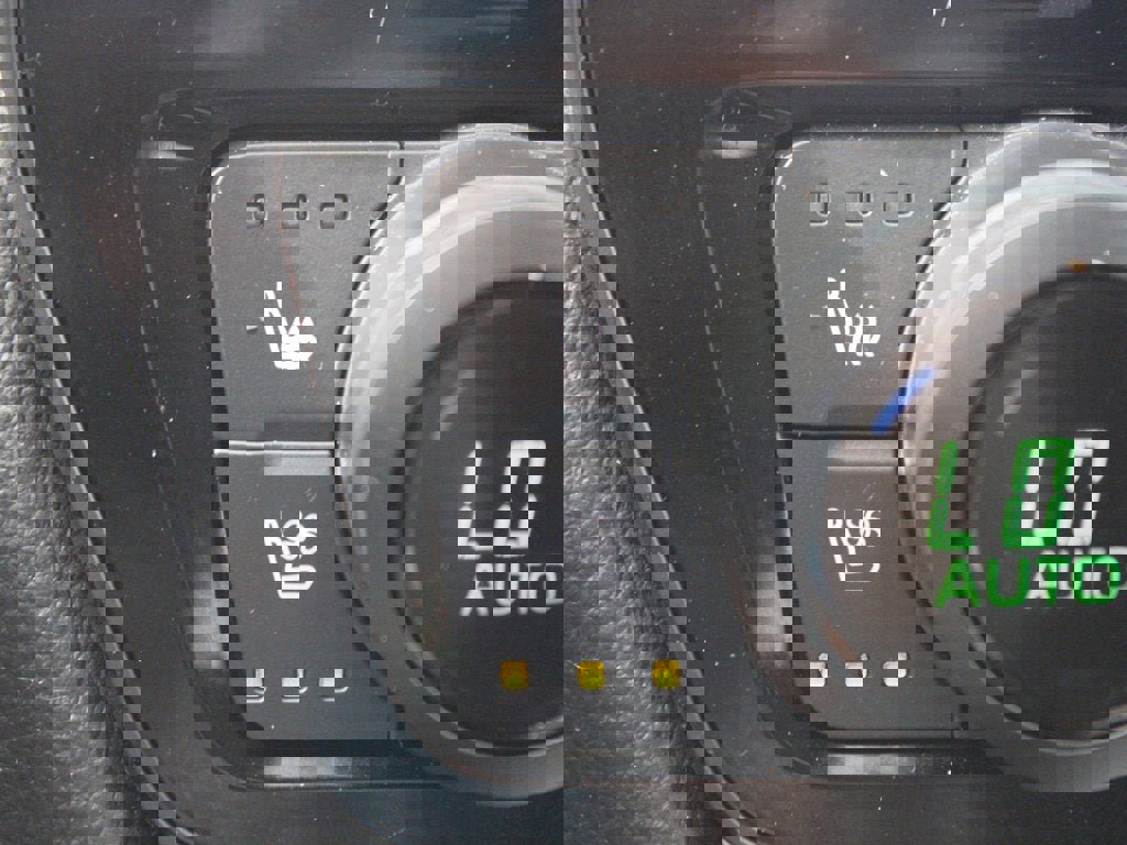 Used 2024 Toyota Grand Highlander Platinum image 8