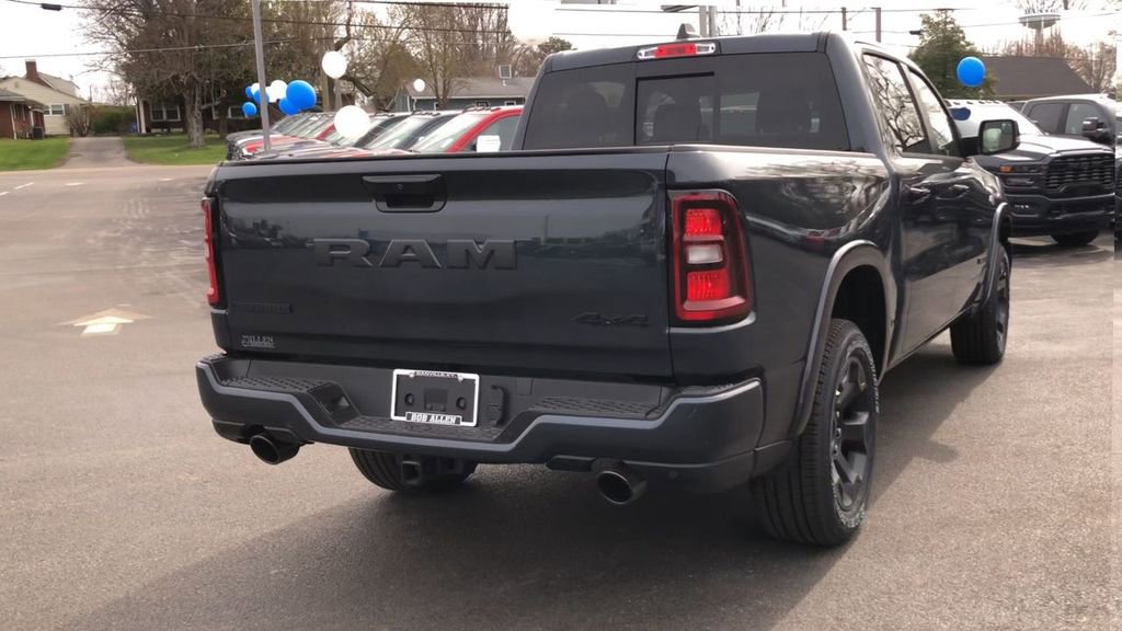 New 2026 RAM 1500 4x4 Crew Cab image 7