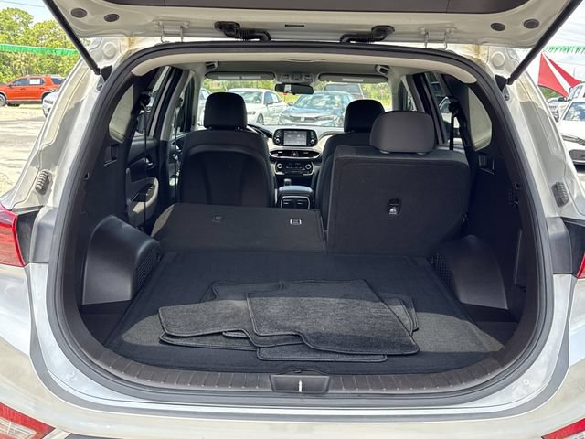 Used 2020 Hyundai Santa Fe SE FWD image 17