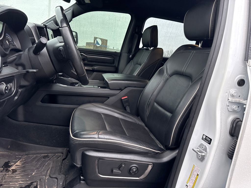 Used 2022 RAM 1500 Limited w/ Body Color Bumper Group image 17