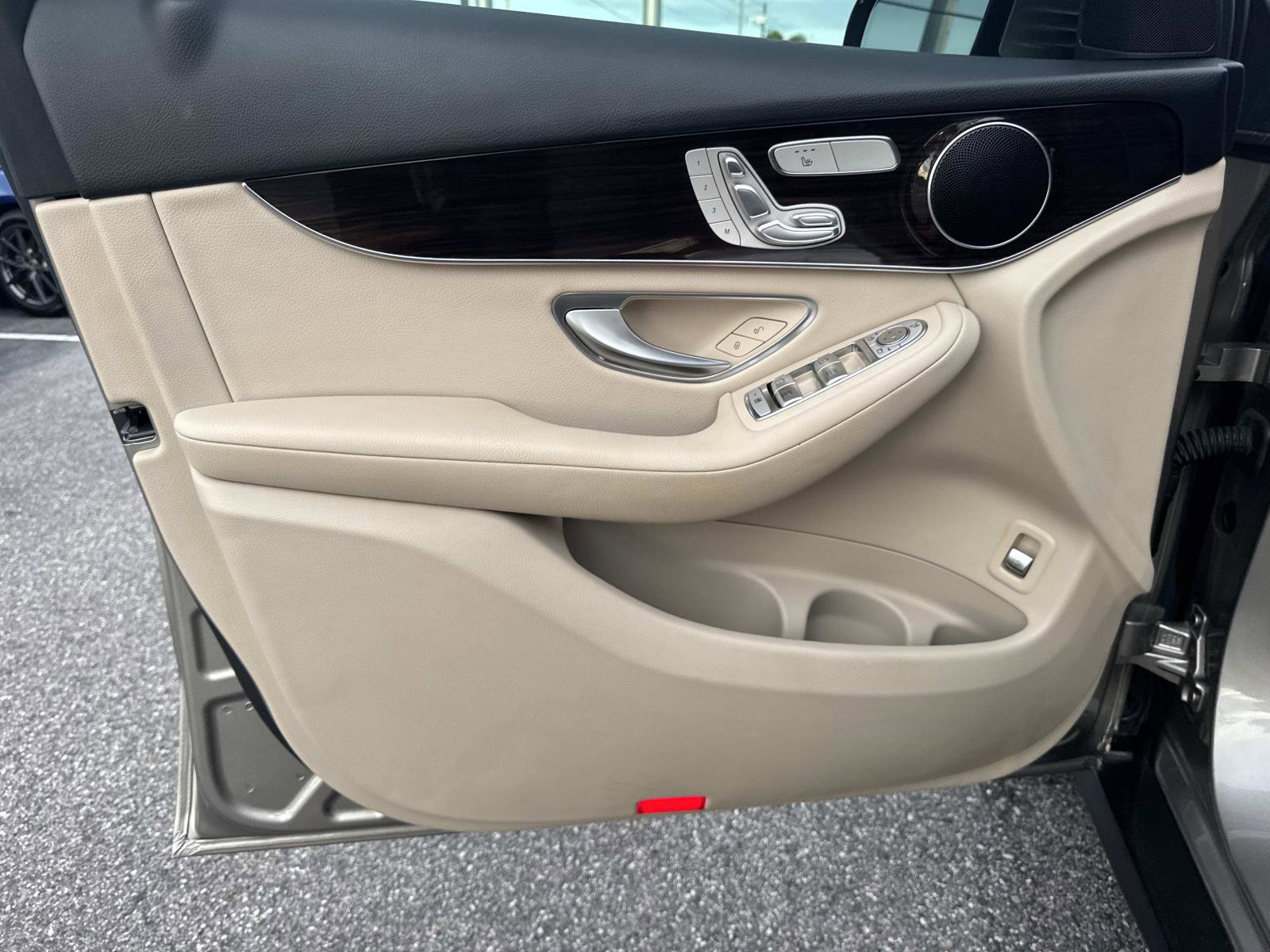 Certified 2022 Mercedes-Benz GLC 300 image 15
