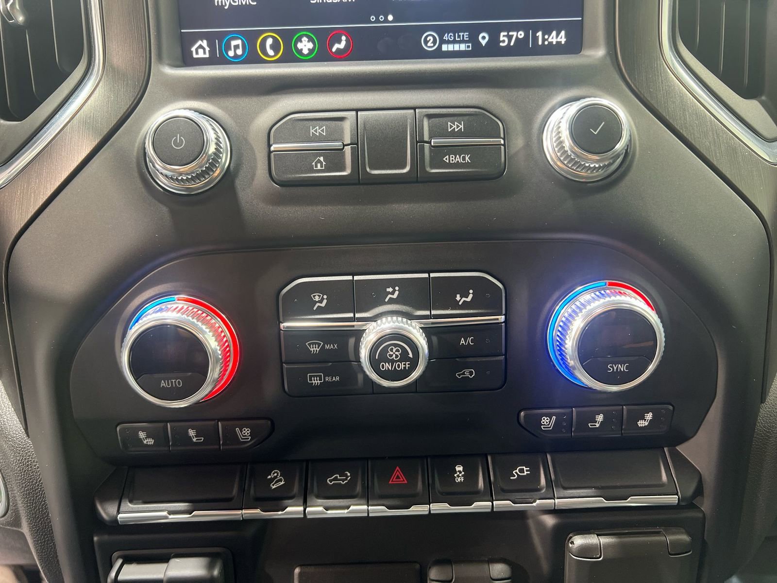 Used 2021 GMC Sierra 1500 AT4 AWD/4WD image 19