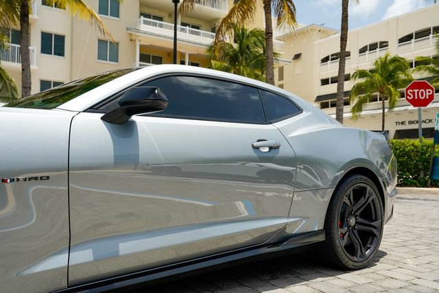 Used 2023 Chevrolet Camaro SS RWD image 11